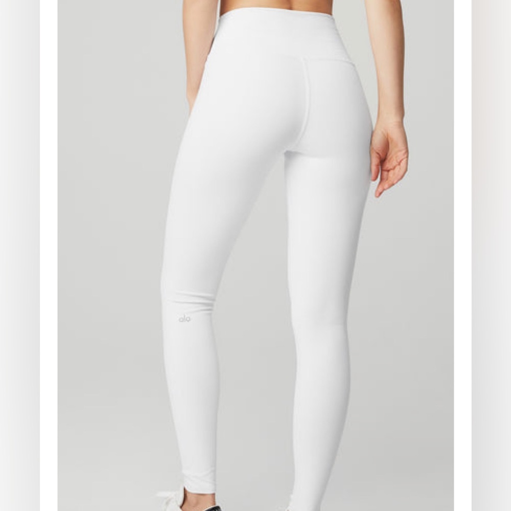 2 Alo Yoga airbrush high waist leggings (bundle) - Picture 4 of 7